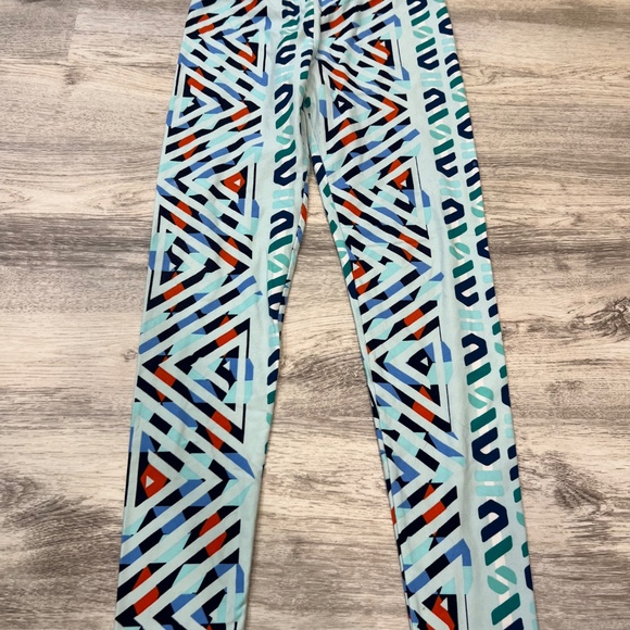 LulaRoe Leggings - Picture 2 of 3